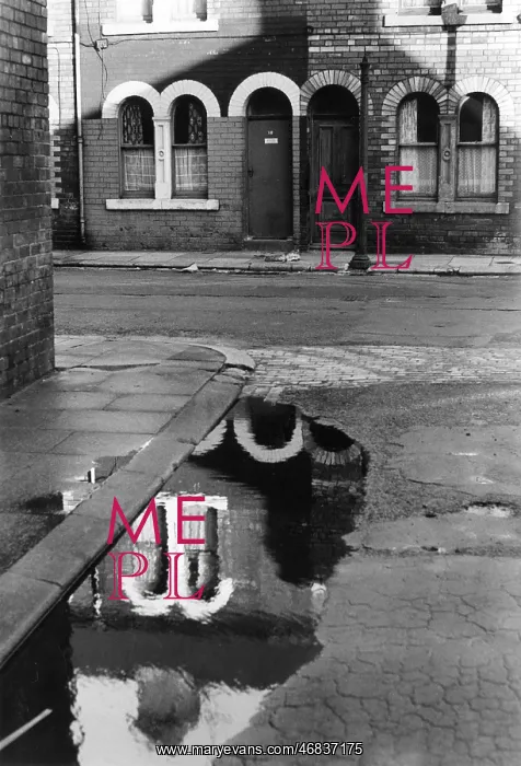 : Street corner in Middlesbrough, Teesside : Street corner in Middlesbrough, Teesside