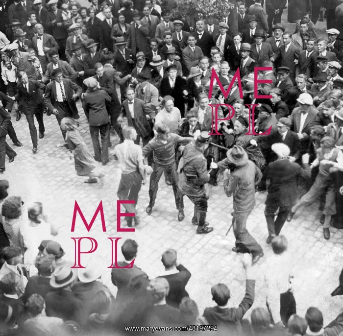 : Street fight between communists and SA, 1932 : Street fight between communists and SA, 1932