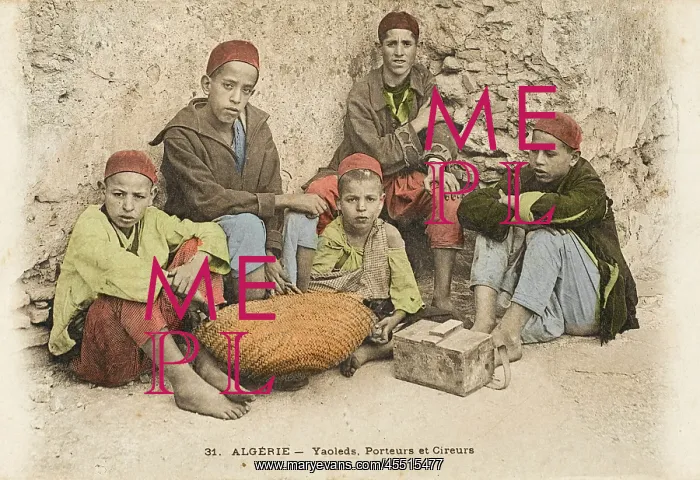 : Street Hawkers - Algeria : Street Hawkers - Algeria