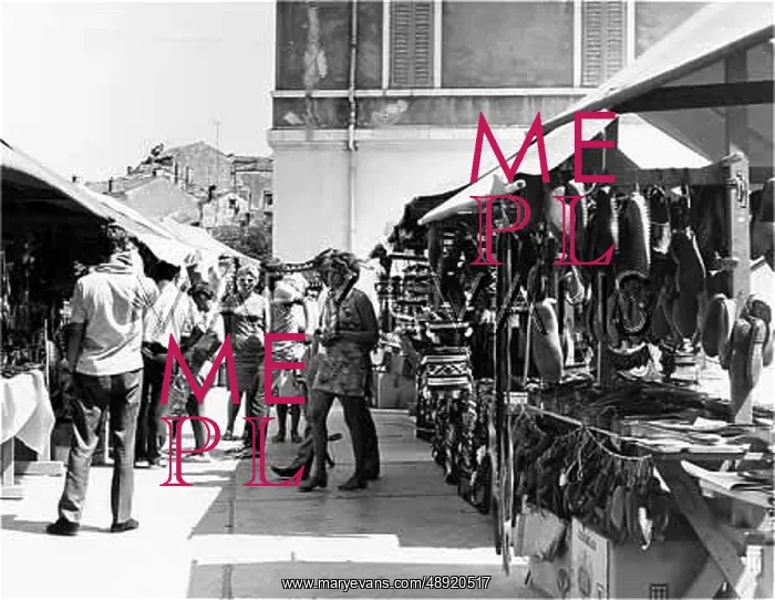  : STREET MARKET