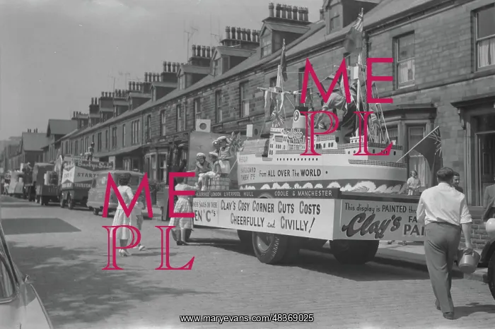 : Street Procession - Clay's Paints Float : Street Procession - Clay's Paints Float