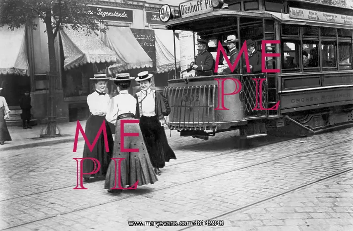 : Street scene in Berlin before 1914 : Street scene in Berlin before 1914