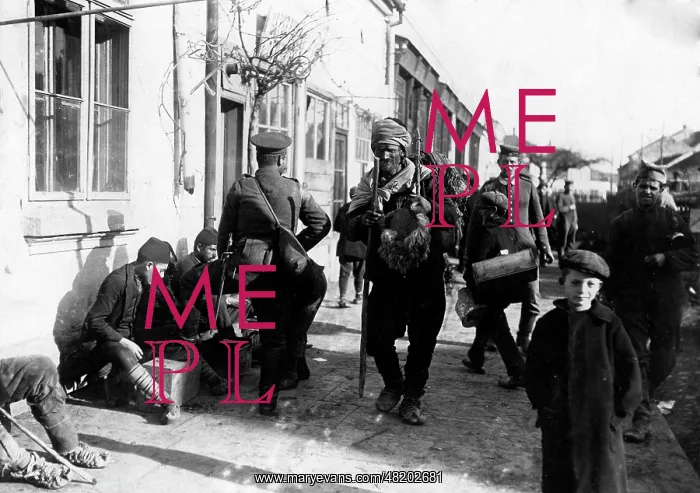 : Street scene in Macedonia, 1916 : Street scene in Macedonia, 1916