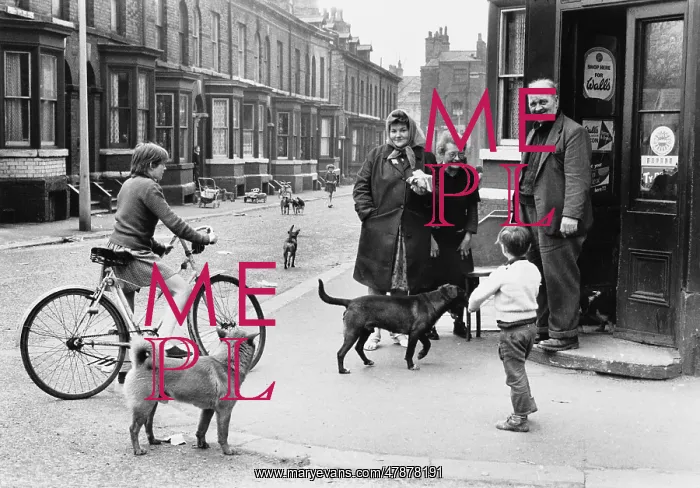 : Street Scene in Mosside, Manchester 1968 : Street Scene in Mosside, Manchester 1968