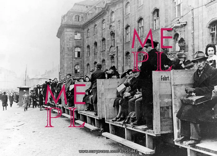 : Street scene in Munich, Germany, WW2 : Street scene in Munich, Germany, WW2