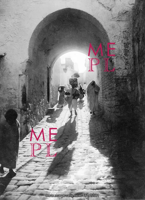 : Street scene in Tunis, 1909 : Street scene in Tunis, 1909