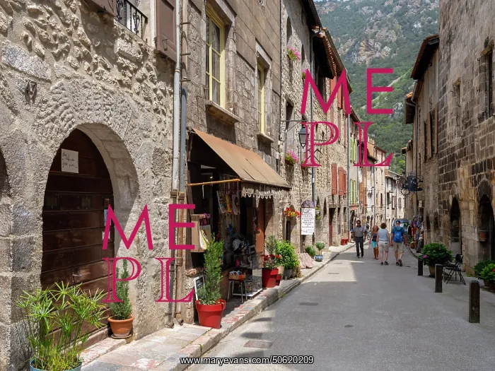 : Street, Villefranche-de-Conflent, Pyrenees-Orientales : Street, Villefranche-de-Conflent, Pyrenees-Orientales