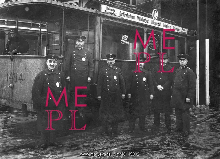 : Streetcar controllers in Berlin, 1919 : Streetcar controllers in Berlin, 1919