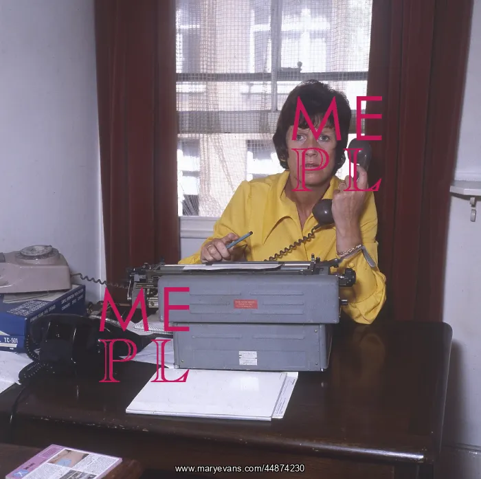 : STRESSED SECRETARY : STRESSED SECRETARY
