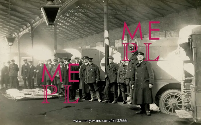 : Stretcher bearers waiting for ambulance train arrival : Stretcher bearers waiting for ambulance train arrival