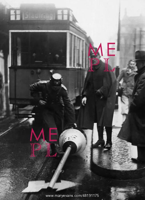 : Strike of the Berlin Transportation Company, 1932 : Strike of the Berlin Transportation Company, 1932