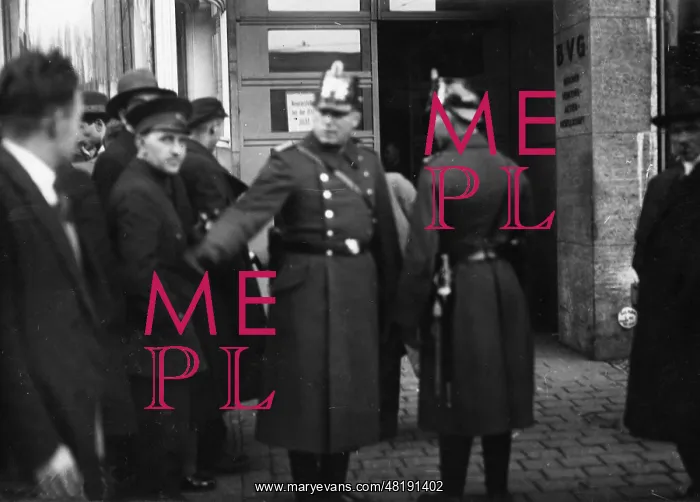 : Strike of the Berlin Transportation Company, 1932 : Strike of the Berlin Transportation Company, 1932
