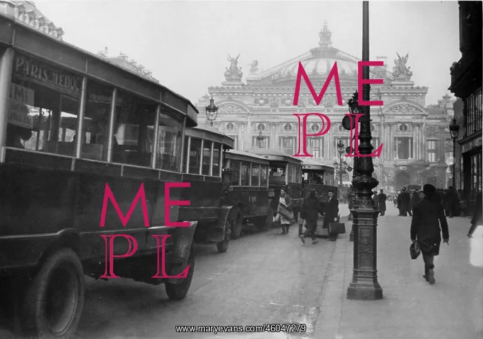 : Strike in Paris : Strike in Paris