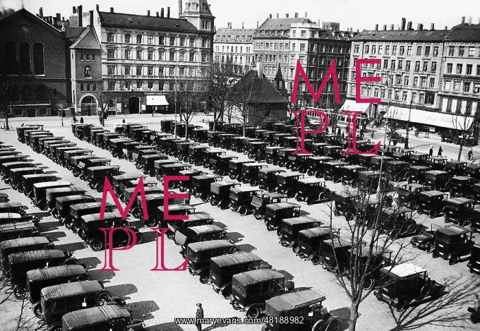 : Strike of the taxi drivers in Copenhagen, 1925 : Strike of the taxi drivers in Copenhagen, 1925