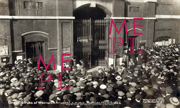  : STRIKE / WOOLWICH ARSENAL