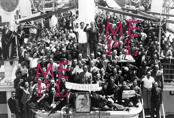 : Striking dockworkers in Marseille, 1936 : Striking dockworkers in Marseille, 1936