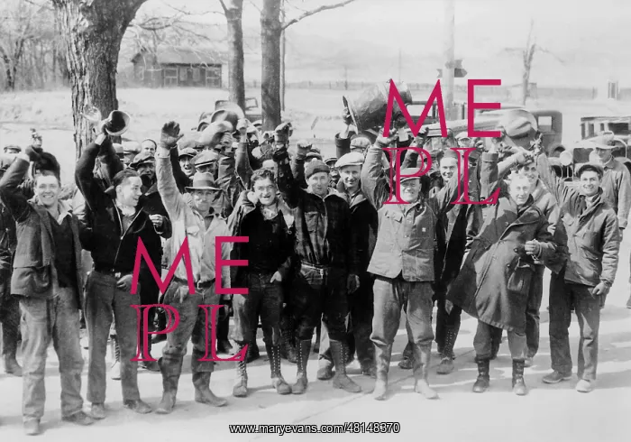 : Striking farmers during the Great Depression, 1933 : Striking farmers during the Great Depression, 1933