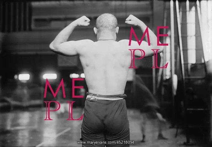 : Strong man flexing muscles, Yussif Mahmout, ? : Strong man flexing muscles, Yussif Mahmout, ?
