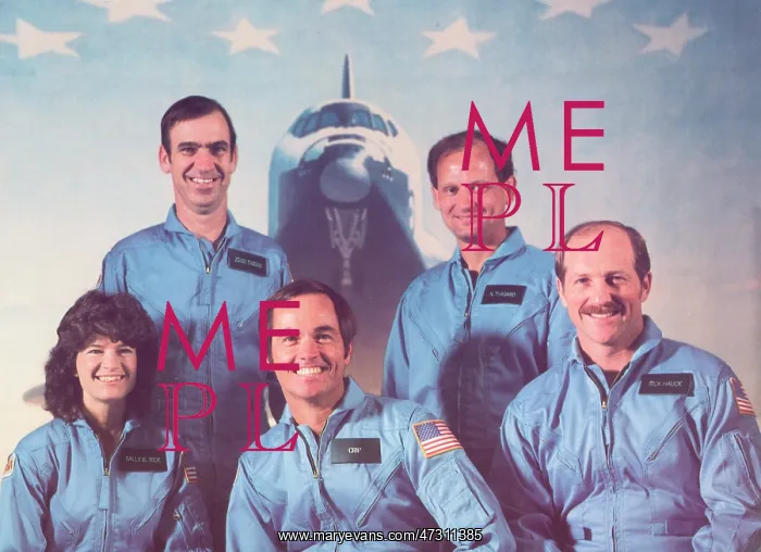 : STS-7 SHUTTLE CREW : STS-7 SHUTTLE CREW