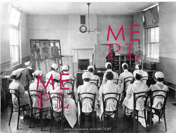 : Student nurses in a classroom : Student nurses in a classroom
