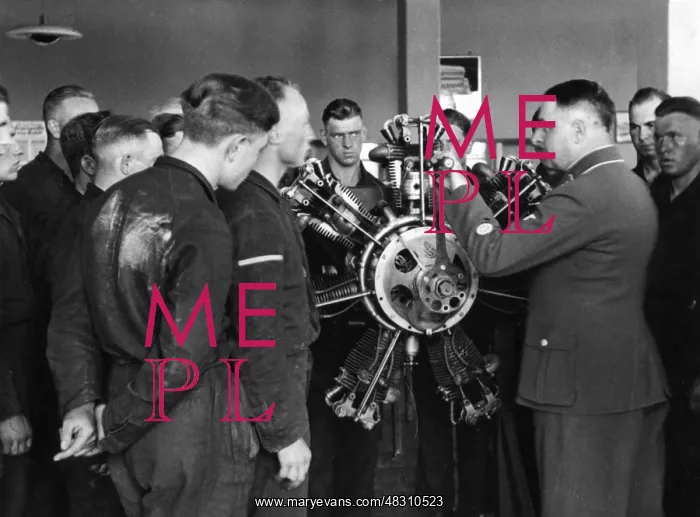 : Student pilots of the Luftwaffe at a training, 1935 : Student pilots of the Luftwaffe at a training, 1935