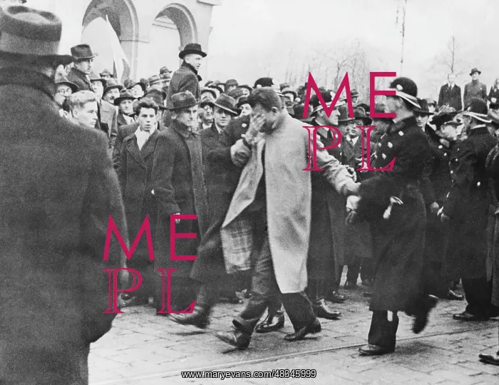 : Student riots in Prague, 1934 : Student riots in Prague, 1934