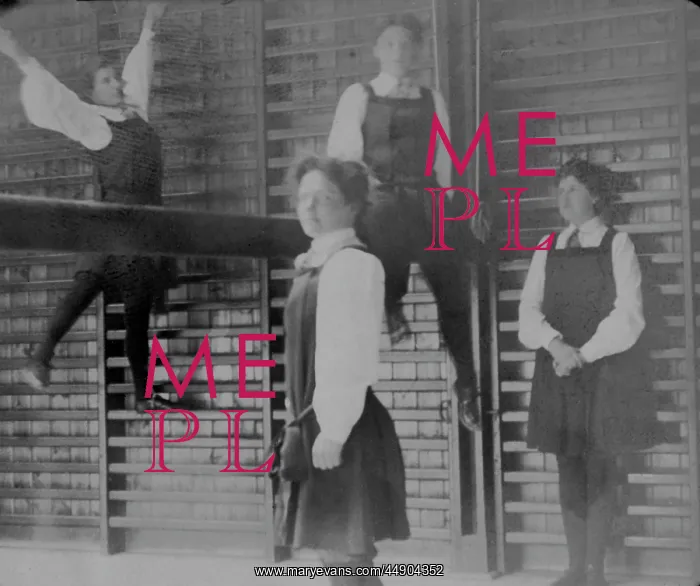 : Students in gym : Students in gym