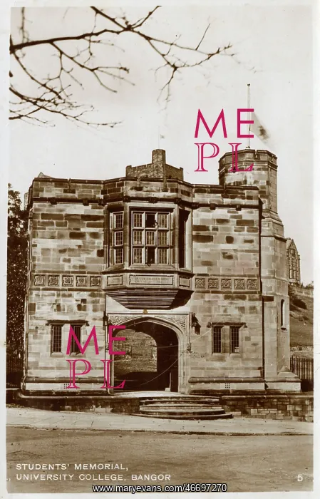 : Students Memorial - University College, Bangor, Wales : Students Memorial - University College, Bangor, Wales