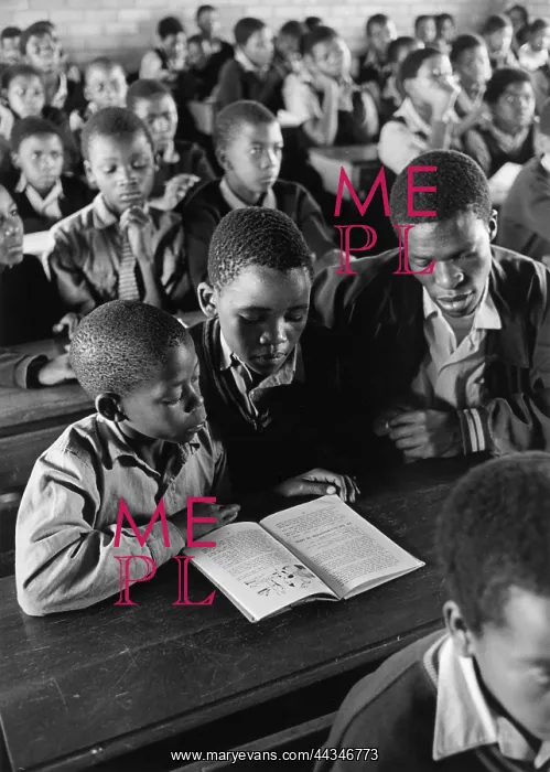 : Students in Soweto learning Afrikaans : Students in Soweto learning Afrikaans