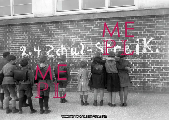 : Students strike in the parish schools in Berlin, 1930 : Students strike in the parish schools in Berlin, 1930