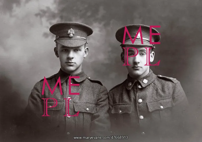 : Studio photo, two brothers in uniform, WW1 : Studio photo, two brothers in uniform, WW1