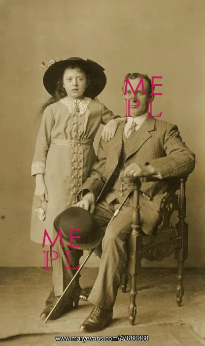 : Studio portrait, man and girl : Studio portrait, man and girl