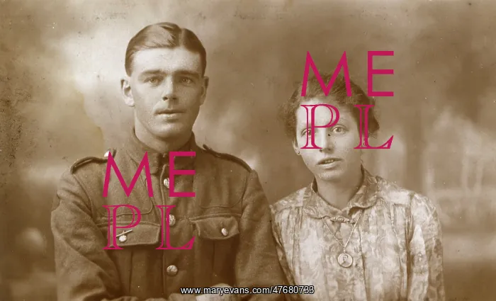 : Studio portrait, young couple, WW1 : Studio portrait, young couple, WW1