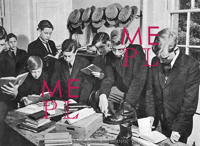: Study and fagging at Malvern College : Study and fagging at Malvern College