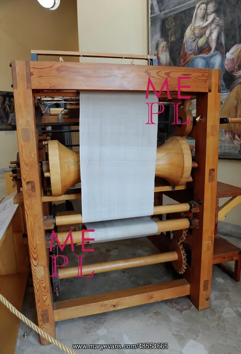 : Study of Leonardo da Vinci. Mechanical loom. 15th century : Study of Leonardo da Vinci. Mechanical loom. 15th century