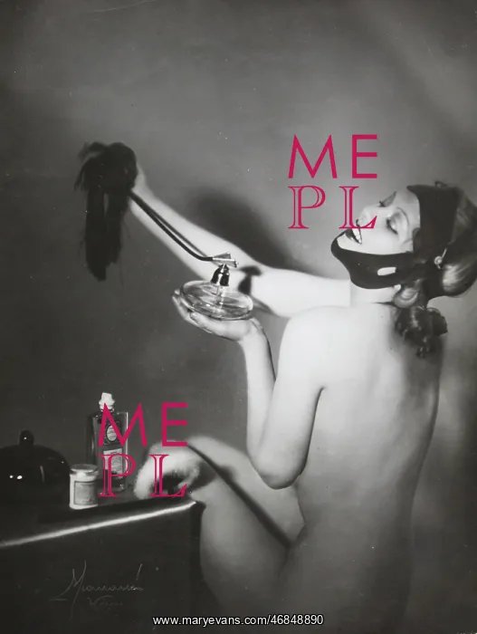 : Study of naked woman with perfume : Study of naked woman with perfume