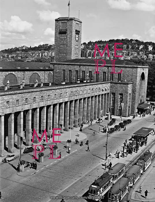 : Stuttgart Central Station, 1939 : Stuttgart Central Station, 1939