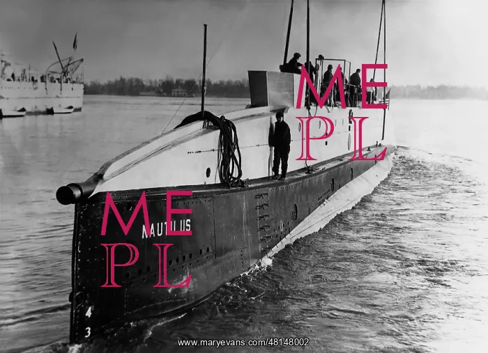 : Submarine Nautilus, 1931 : Submarine Nautilus, 1931