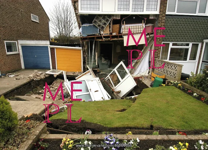 : Subsidence damage, 122 Ridley Road, Bromley : Subsidence damage, 122 Ridley Road, Bromley