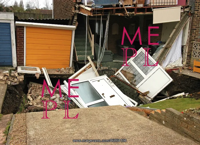 : Subsidence damage, 122 Ridley Road, Bromley : Subsidence damage, 122 Ridley Road, Bromley
