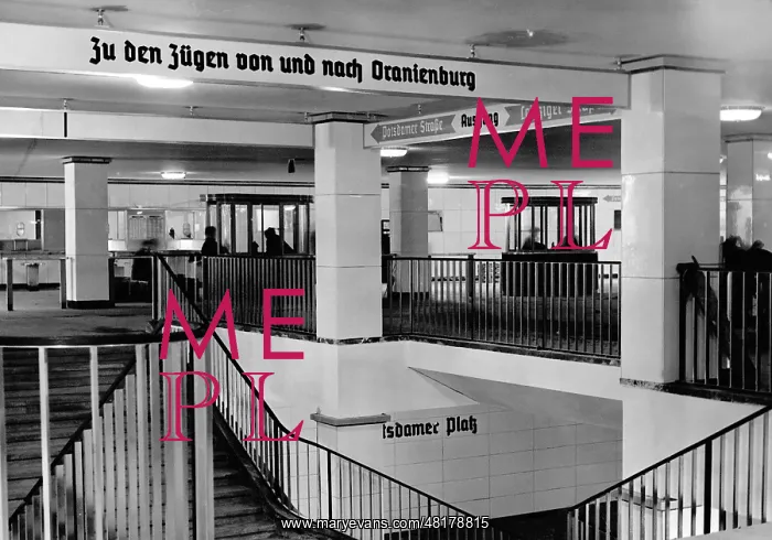 : Subway station Potsdamer Platz, 1939 : Subway station Potsdamer Platz, 1939