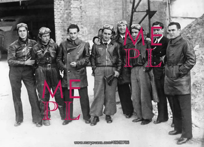 : Successful Republican fighter pilots after deployment, 1937 : Successful Republican fighter pilots after deployment, 1937