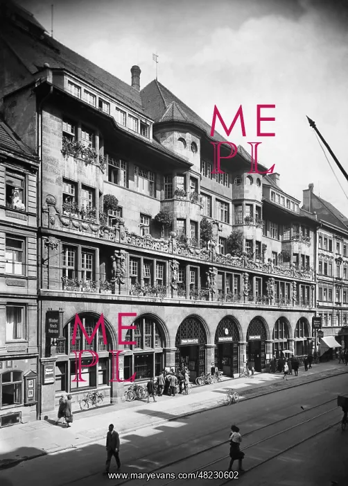: Sueddeutscher Verlag: Buildings Sendlingerstrasse and Fa : Sueddeutscher Verlag: Buildings Sendlingerstrasse and Fa