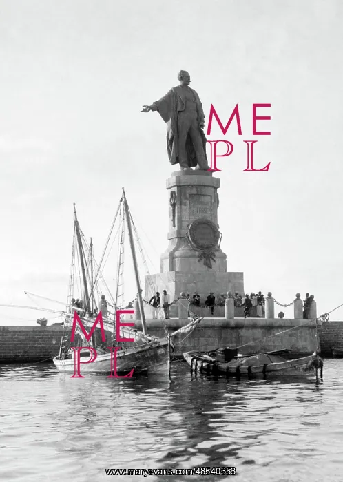 : Suez Canal, Ferdinand de Lesseps Statue : Suez Canal, Ferdinand de Lesseps Statue