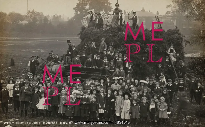 : Suffragette on Bonfire West Chislehurst 1908 : Suffragette on Bonfire West Chislehurst 1908