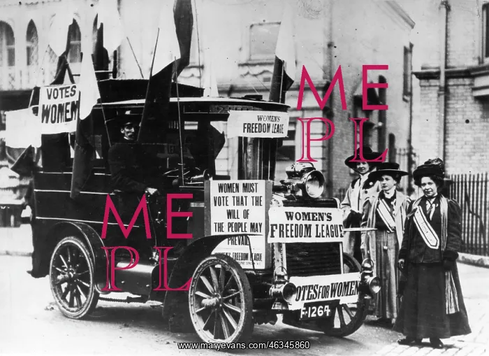 : Suffragette car : Suffragette car