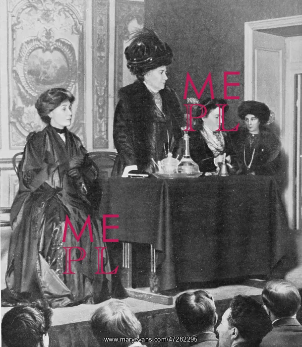 : SUFFRAGETTES IN FRANCE : SUFFRAGETTES IN FRANCE