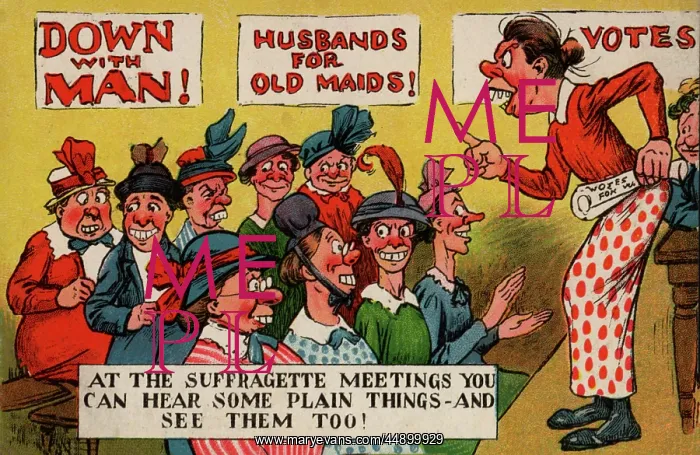 : Suffragettes Plain Things at Meeting : Suffragettes Plain Things at Meeting