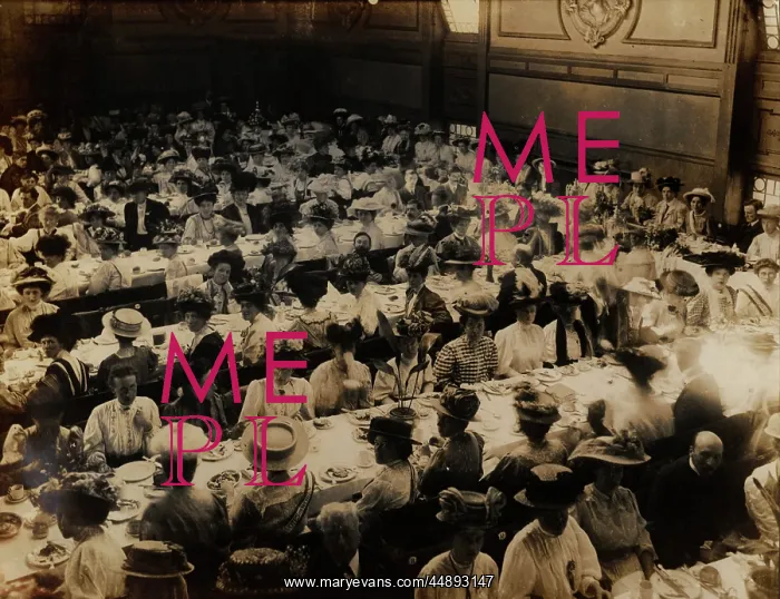 : Suffragettes Released from Prison : Suffragettes Released from Prison