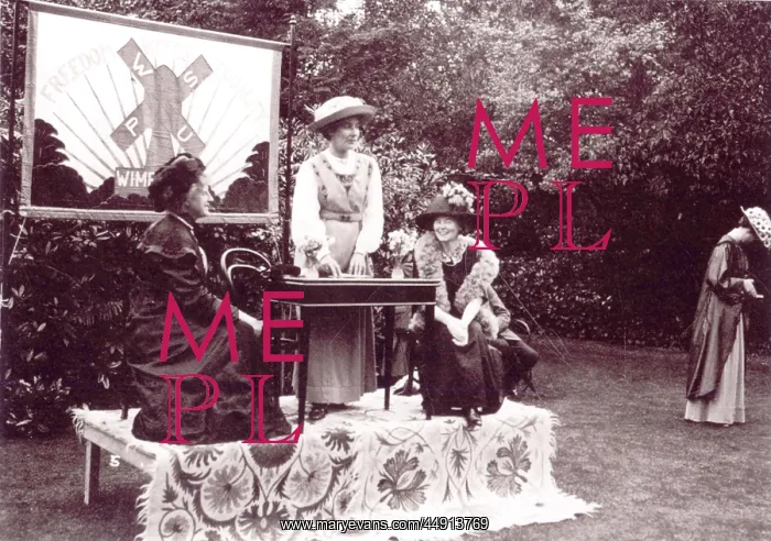 : Suffragettes WSPU Wimbledon Banner : Suffragettes WSPU Wimbledon Banner